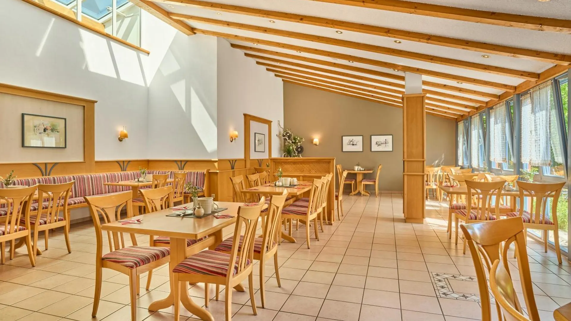 Landhotel Seerose Langenzenn 3*,  Germany